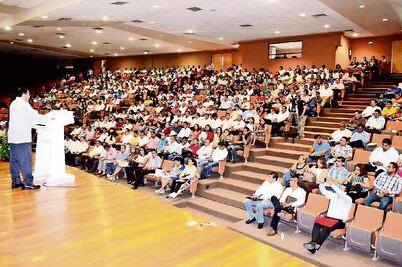 Se comprometen a conducirse con transparencia 