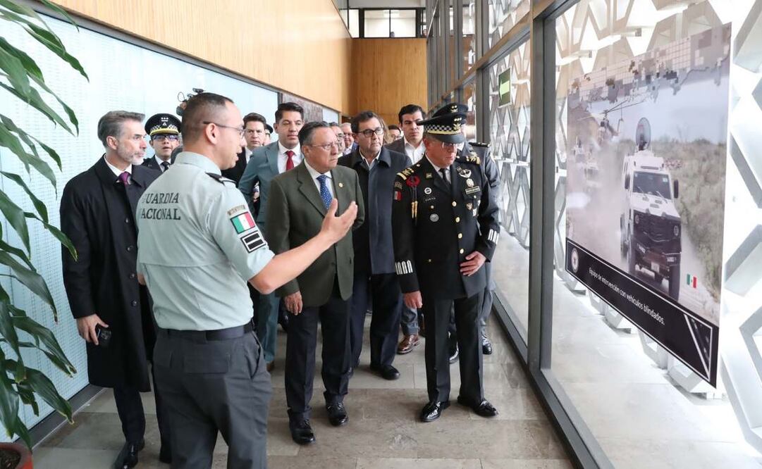 Diputados conmemoran sexto aniversario de la Guardia Nacional con exposición fotográfica. Foto: Especial