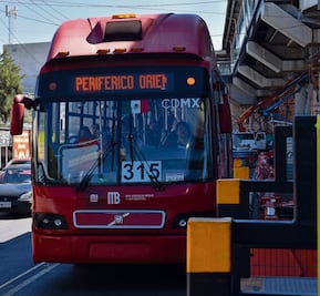 Alargan vida útil de 202 unidades del sistema Metrobús