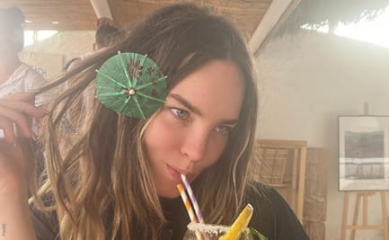 Belinda se besa con dos mujeres en el escenario y alborota a sus fans