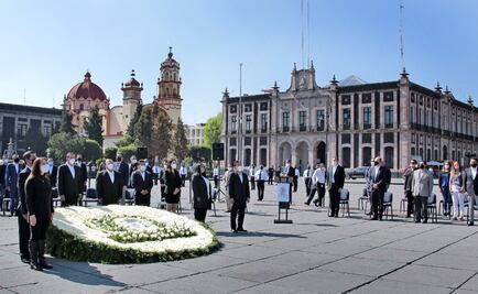 Rinden homenaje a muertos por Covid-19 en Toluca