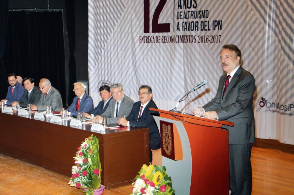El director del IPN, Mario Alberto Rodríguez Casas, dijo que la institución busca avanzar hacia la educación e investigación 4.0. (ESPECIAL)