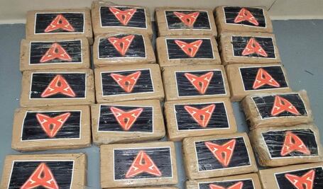 Policía de Ecuador halla más de una tonelada de cocaína en Guayaquil y detiene a un sospechoso