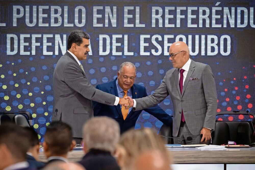 La CIJ urgió el pasado viernes a Caracas a "abstenerse" de tomar "cualquier acción que modifique" la situación del territorio o que pueda "agravar o prolongar" este litigio ante el tribunal.