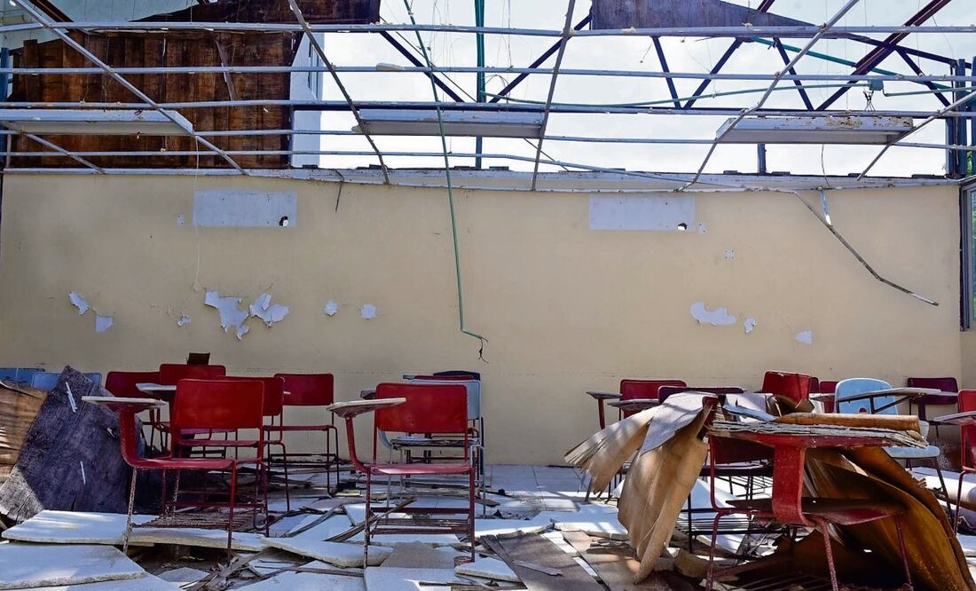 En Acapulco varias escuelas se encuentran con daños estructurales y no tienen servicios desde el paso del huracán Otis, en octubre pasado. Foto: Carlos Carbajal / CUARTOSCURO.COM