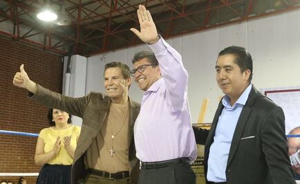 JC Chávez inaugura gimnasio con su nombre en Tepito