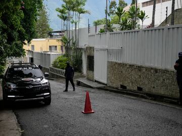 La OEA condena asedio a Embajada de Argentina en Caracas; opositores venezolanos están asilados ahí desde marzo