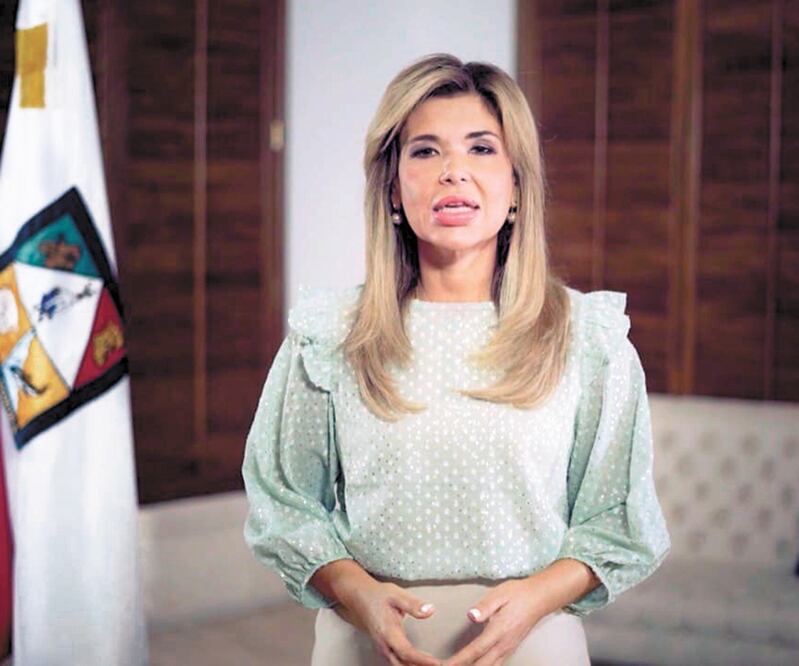 Claudia Pavlovich pidió a los padres apoyar a sus hijos en las clases. Foto: Especial