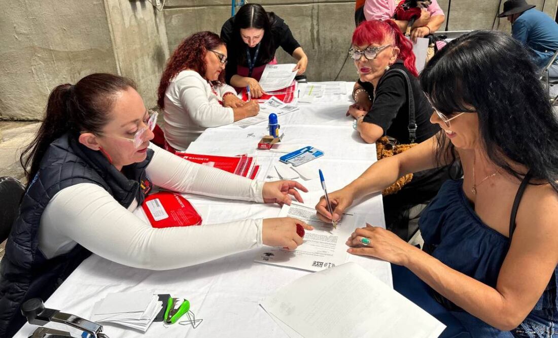 Alcaldía Cuauhtémoc entrega 250 apoyos del Programa de Atención a la Salud de Personas Transgénero, Transexuales e Intersexuales. Foto: Especial.