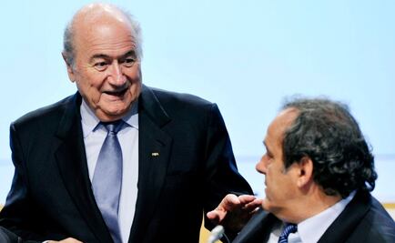 Reducen de 8 a 6 años sanciones de Blatter y Platini 