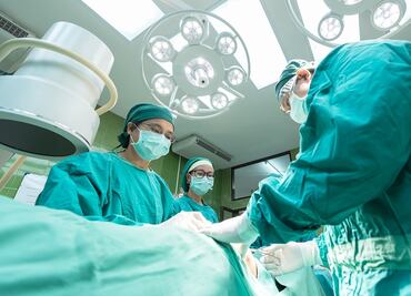 Chofer de empresa atacado a tiros en Acapulco donó sus órganos; familiares y médicos lo despiden con aplausos