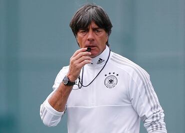 Joachim Löw, estupefacto por despido de Lopetegui