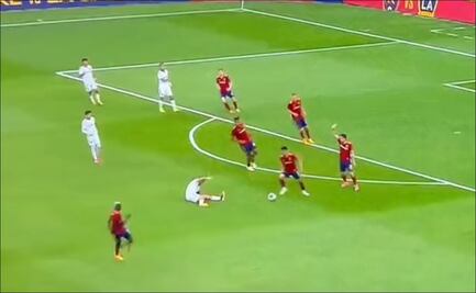 VIDEO: Chicharito Hernández sufrió lesión que le hizo salir en camilla