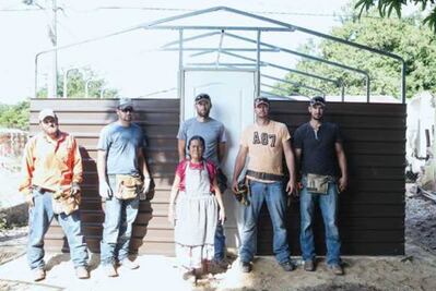 Ayudan en Oaxaca por orden divina