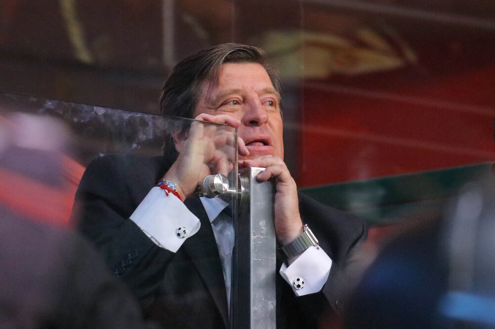 Imago7. Miguel Herrera en la tribuna del Estadio Nemesio Diez