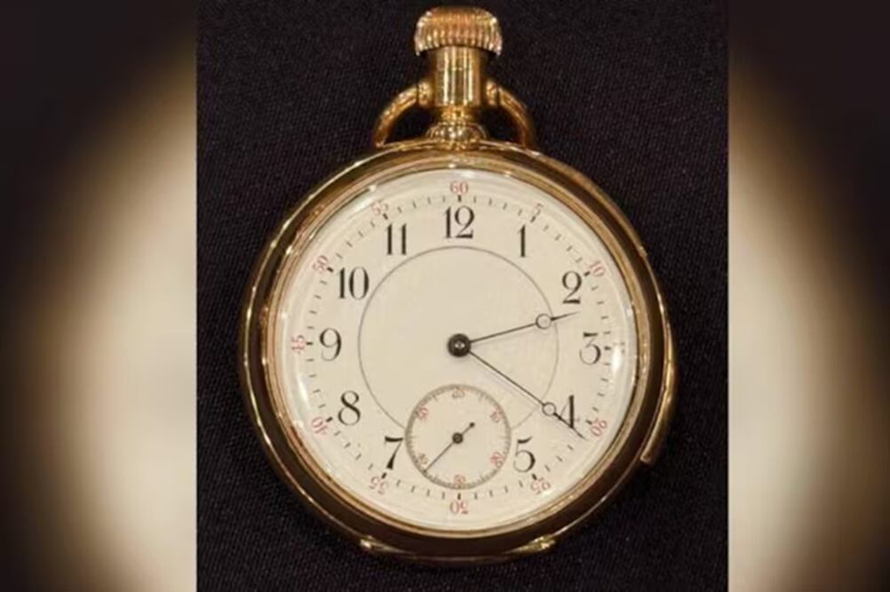 El reloj de bolsillo de oro de Isidor Straus se subastó en 2.33 millones de dólares.  FOTO: ESPECIAL