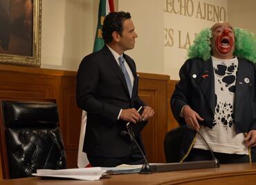 “Ministros” Brozo y Loret hablan del gobierno de “Javi Noble” de AMLO y dejan regalo en la Corte