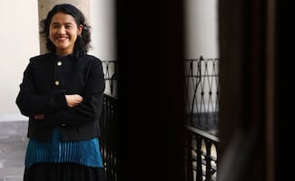 Nadia López García, la poeta mixteca que sustituye a Marx Arriaga en la SEP; esta es su trayectoria
