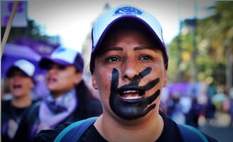 Sistema patriarcal limita liderazgo femenino en Honduras; violencia política frena participación de mujeres