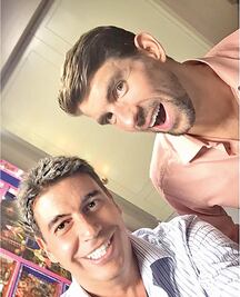 Michael Phelps se toma ‘selfie’ con Elías Ayub