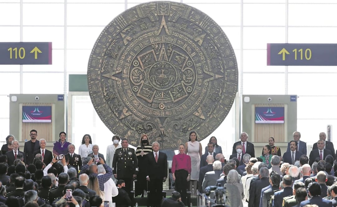 Con la entrega oficial de las instalaciones al Ejército Mexicano, el presidente Andrés Manuel López Obrador inauguró el Aeropuerto Internacional Felipe Ángeles en Zumpango, Estado de México. Foto: Juan Boites. EL UNIVERSAL