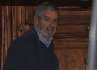 Ebrard y de la Fuente llegan a Palacio Nacional tras aumento de aranceles por Trump; “venceremos”, afirman