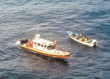 Polleros cruzan por mar a migrantes que viajan a EU