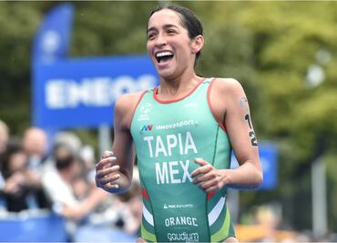 ¡HISTÓRICA! Rosa Tapia gana medalla de plata en la Serie Mundial de Triatlón en Japón