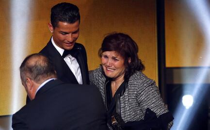 Mamá de Cristiano Ronaldo recibe el alta médica