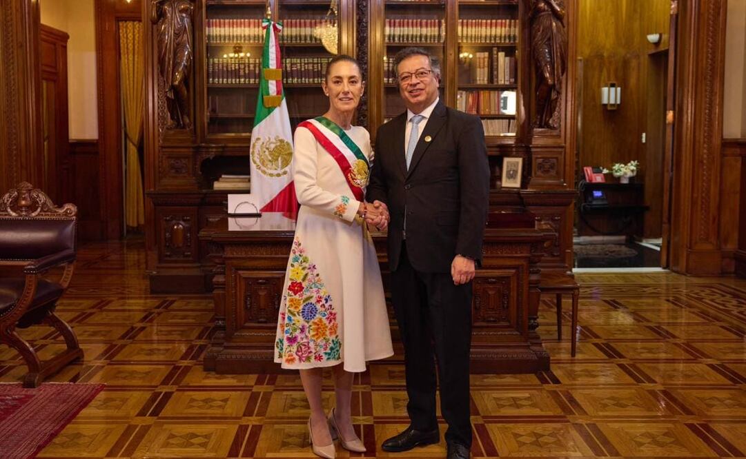 Gustavo Petro llega a Palacio Nacional a reunión con Sheinbaum. Foto: X @Claudiashein