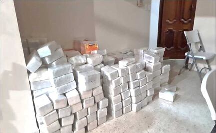 Ejército y FGR aseguran más de 2 toneladas de posible cocaína en Tapachula, Chiapas