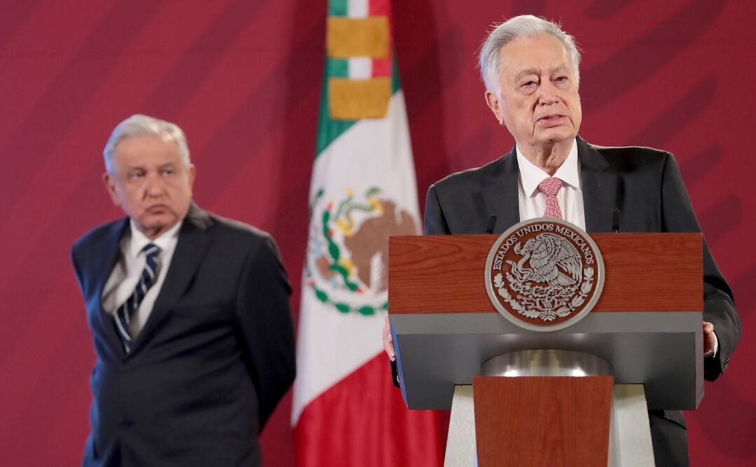 AMLO garantiza que no habrá apagones, pero en su casa