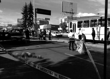 Muere una mujer tras ser atropellada por un camión en Toluca