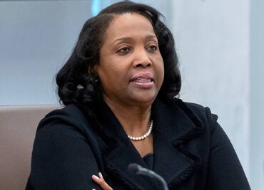 Justicia de EU abre investigación criminal contra gobernadora de la Reserva Federal; Trump la acusa de fraude hipotecario