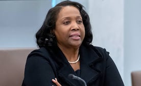 Trump busca de nuevo destituir a gobernadora de la Fed, Lisa Cook; Corte Suprema ya rechazó un primer intento de despido