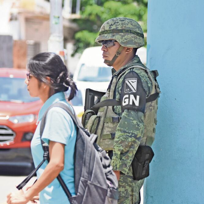 La estrategia. El gobierno planteará que la Guardia Nacional tenga presencia física en calles para que colabore con la SSC y la procuraduría. ARCHIVO EL UNIVERSAL