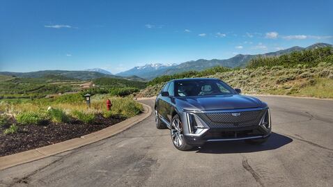 Cadillac Lyriq 2023: Así se maneja el SUV más futurista de la marca