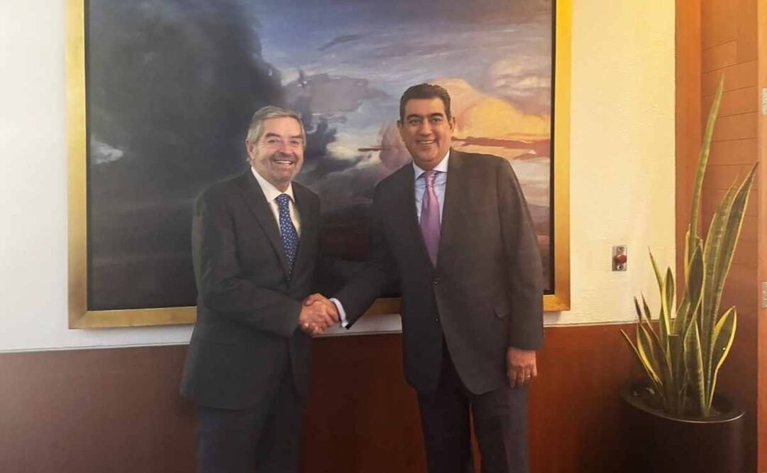 El canciller Juan Ramón de la Fuente sostuvo un encuentro con Sergio Salomón Céspedes esta tarde. Foto: Especial