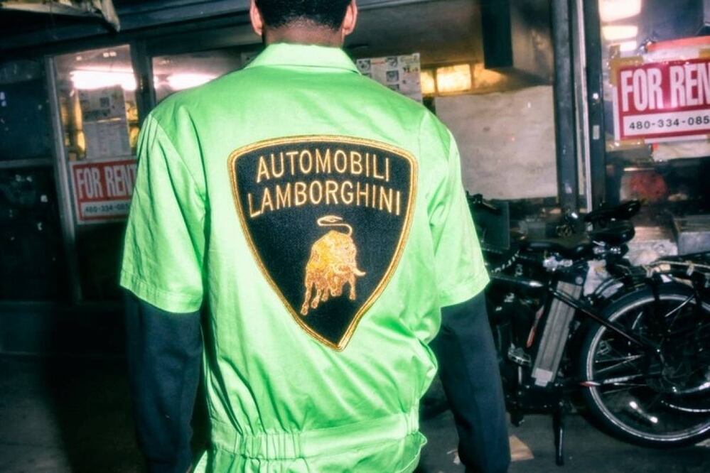 Lamborghini y Supreme lanzan colección de ropa