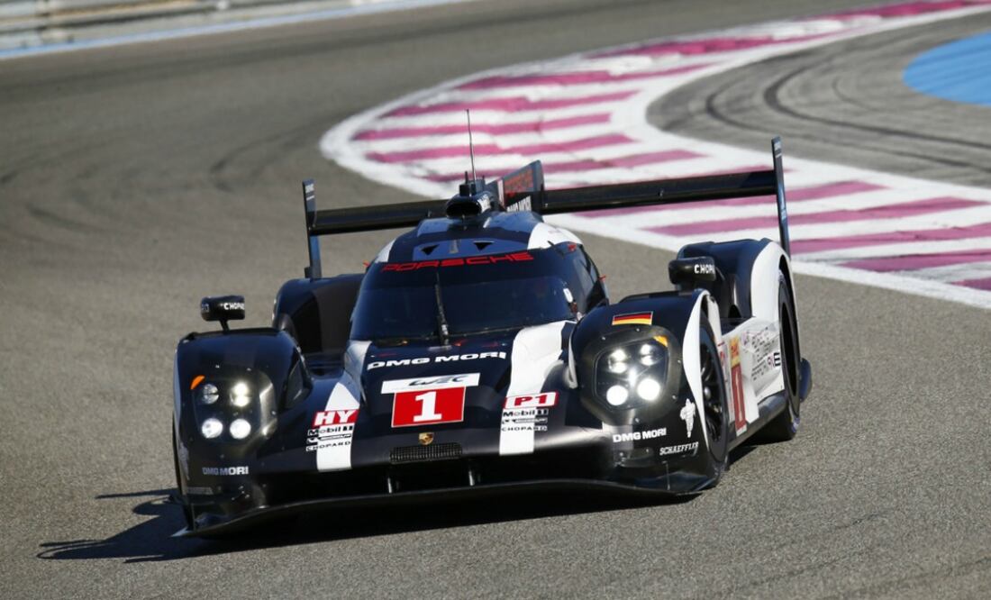 Porsche comienza la misión de defender el título en Silverstone
