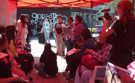 Se reúnen colectivos en la Glorieta de las Mujeres que Luchan para compartir experiencias
