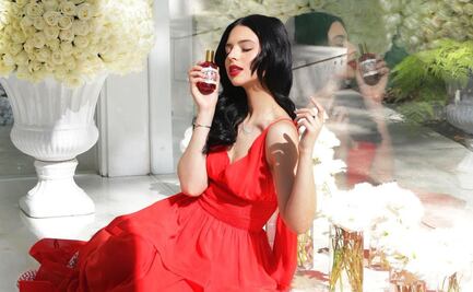 Ángela Aguilar luce linda camisa de flores, ideal para primavera