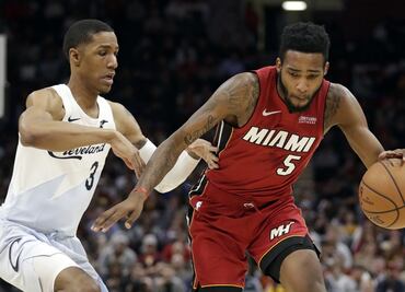 Cavs caen ante Heat de Miami