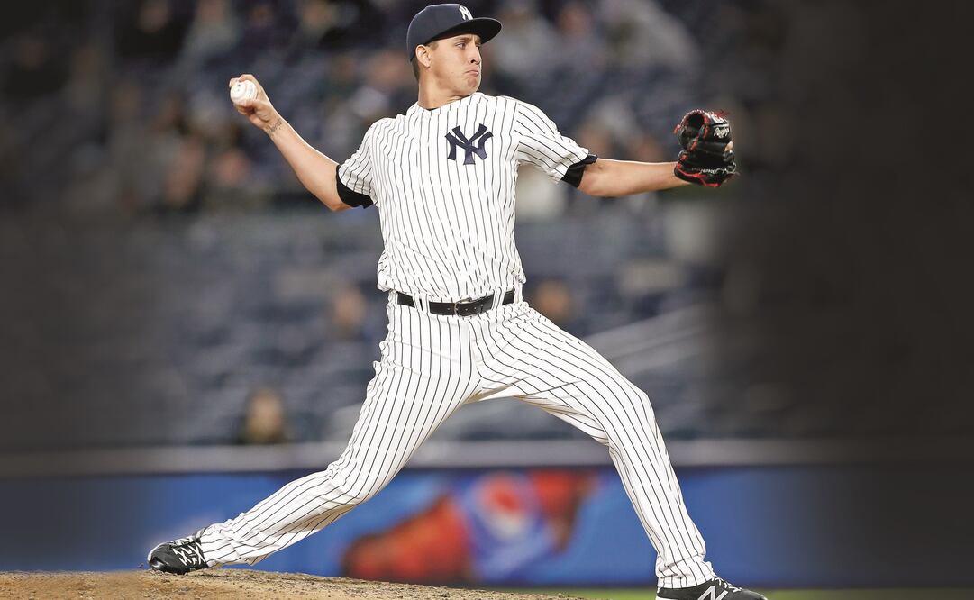 Giovanny da las primicias de su labor a su padre. (ARCHIVO. EL UNIVERSAL Y FAMILIA GALLEGOS)