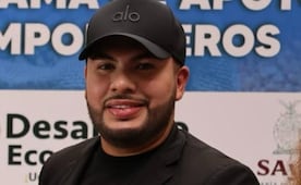 Pese a prioridades en Elota, alcalde se va a foro en París