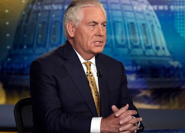 Trump habla por sí mismo sobre violencia racial: Tillerson