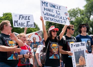 Rusia libera al profesor estadounidense Marc Fogel; fue detenido en 2021 por ingresar con cannabis medicinal