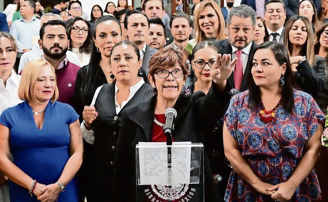 Patricia Ramírez Kuri rindió protesta como titular del Instituto de Planeación Democrática y Prospectiva. (02/04/2025) Foto: Especial
