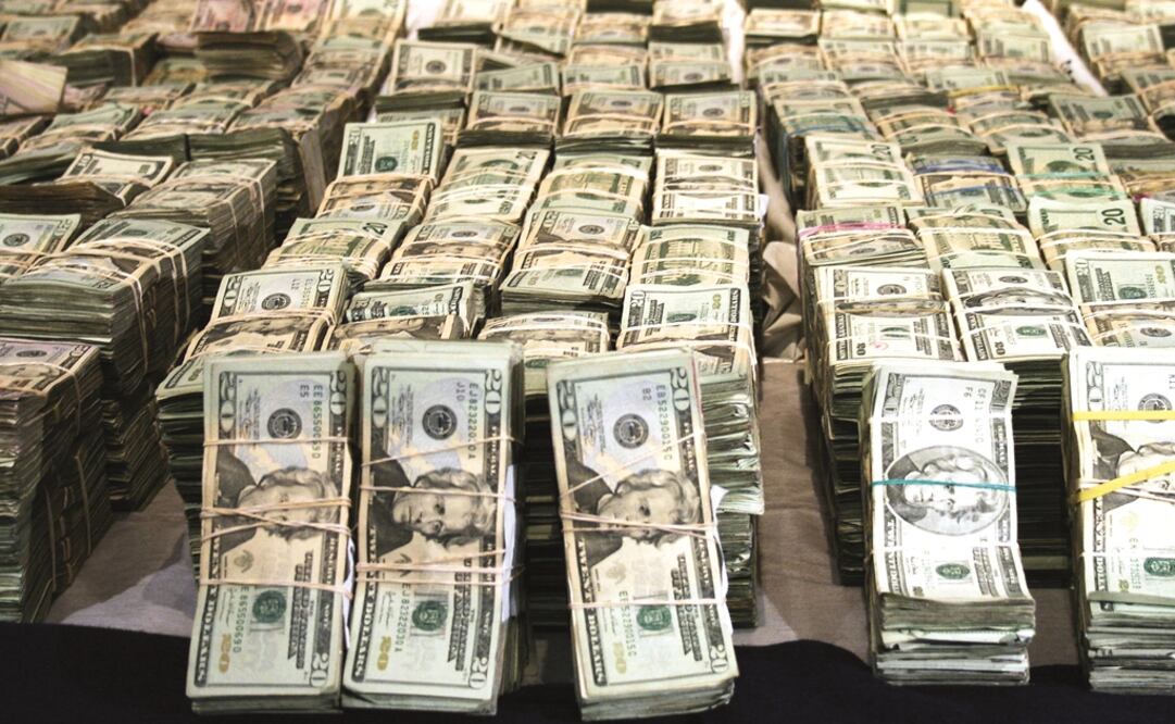 La pareja revisó la página web de la lotería y ahí mismo descubrió que uno de sus billetes coincidía con todos los números listados en uno de los sorteos. (Foto: Archivo El Universal)