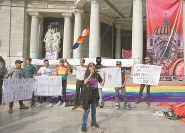 Demanda de la familia de Zapata fincada en la homofobia es improcedente